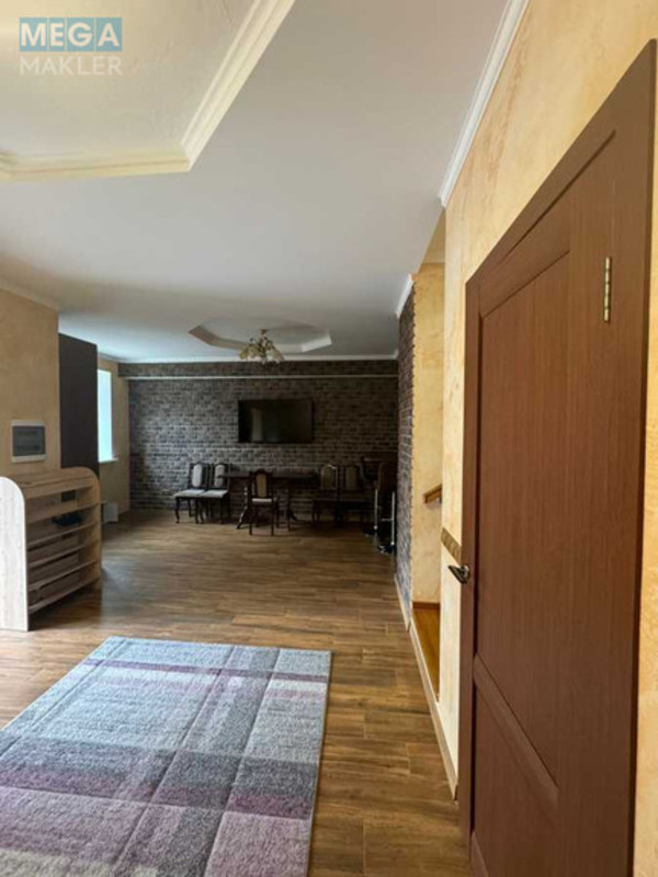 Продаж дома, 3&nbsp;поверху, 115&nbsp;кв.м, 4&nbsp;кімнати, ділянка 1,50&nbsp;сотка, <a class="location-link" href="/hotov/" title="Недвижимость Хотів">Хотів</a>, Ярослава Мудрого, 25 (изображение 5)