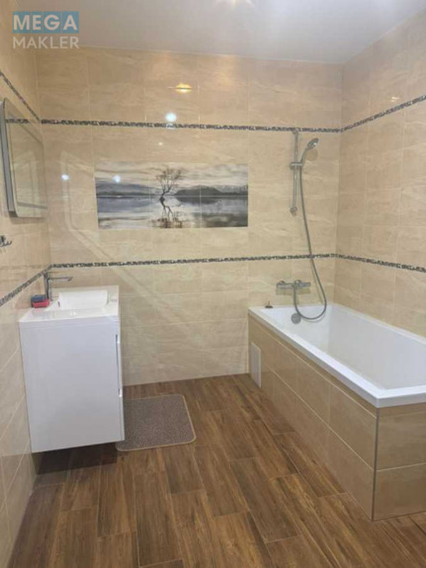 Продаж дома, 3&nbsp;поверху, 115&nbsp;кв.м, 4&nbsp;кімнати, ділянка 1,50&nbsp;сотка, <a class="location-link" href="/hotov/" title="Недвижимость Хотів">Хотів</a>, Ярослава Мудрого, 25 (изображение 8)