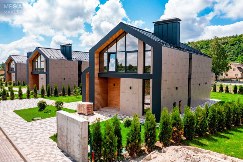 Продаж дома, 2 поверху, 166 кв.м, 4 кімнати, ділянка 6 соток, <a class="location-link" href="/podgorcy-selo/" title="Недвижимость Підгірці">Підгірці</a>, Піщана, 20а (изображение 6)