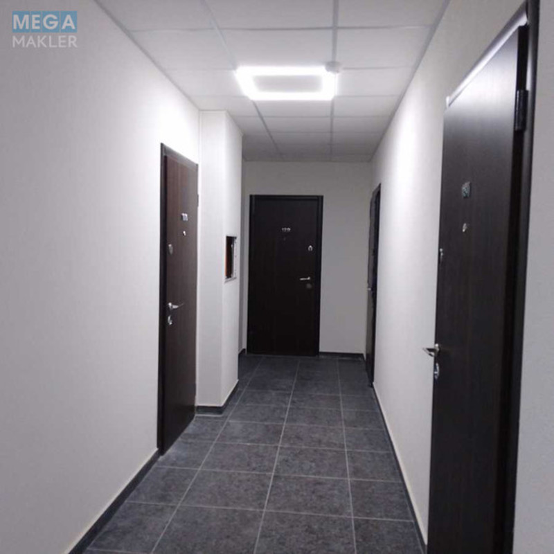 Продаж 1 кімнатної квартири (33,5/22/5), 6 пов. 9 пов. будинку, <a class="location-link" href="/kiev/" title="Недвижимость Київ">Київ</a>, <a class="location-link" href="/kiev/svyatoshinskij/" title="Недвижимость Святошинський район">Святошинський р-н</a>, Связистов ул., 11 (изображение 3)