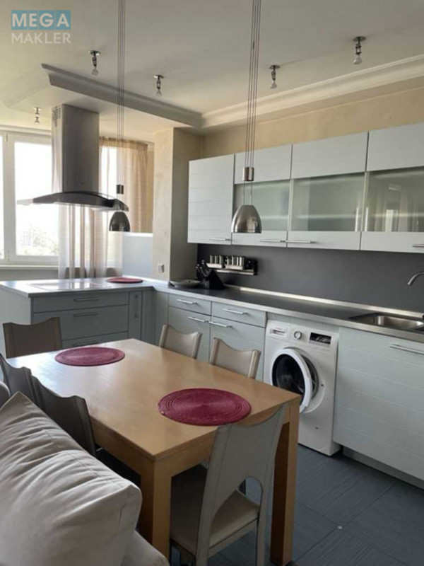 Продаж 3 кімнатної квартири (140/?/18), 9 пов. 17 пов. будинку, <a class="location-link" href="/kiev/" title="Недвижимость Київ">Київ</a>, <a class="location-link" href="/kiev/solomenskij/" title="Недвижимость Солом'янський район">Солом'янський р-н</a>, Кудряшова вул. (изображение 13)