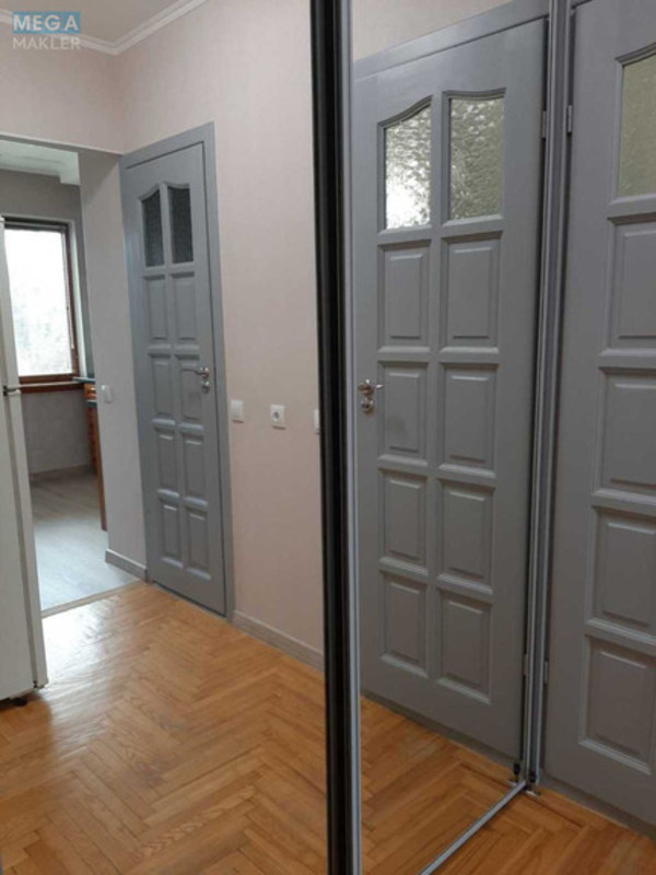 Оренда 2 кімнатної квартири, <a class="location-link" href="/kiev/" title="Недвижимость Київ">Київ</a>, <a class="location-link" href="/kiev/podolskij/" title="Недвижимость Подільський район">Подільський р-н</a>, Василия Порика просп., 11а (изображение 4)