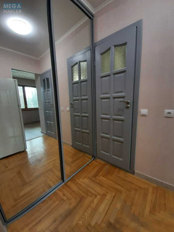 Оренда 2 кімнатної квартири, <a class="location-link" href="/kiev/" title="Недвижимость Київ">Київ</a>, <a class="location-link" href="/kiev/podolskij/" title="Недвижимость Подільський район">Подільський р-н</a>, Василия Порика просп., 11а (изображение 5)