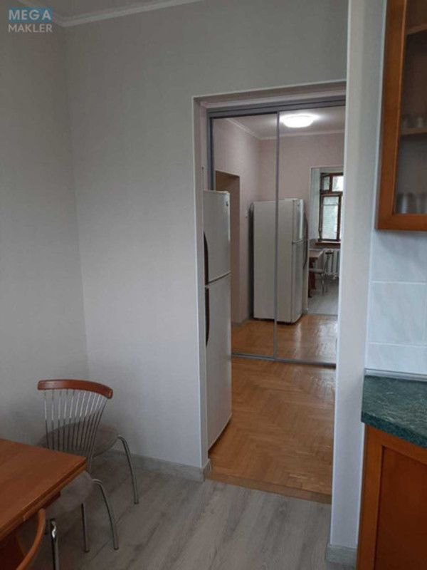 Оренда 2 кімнатної квартири, <a class="location-link" href="/kiev/" title="Недвижимость Київ">Київ</a>, <a class="location-link" href="/kiev/podolskij/" title="Недвижимость Подільський район">Подільський р-н</a>, Василия Порика просп., 11а (изображение 9)
