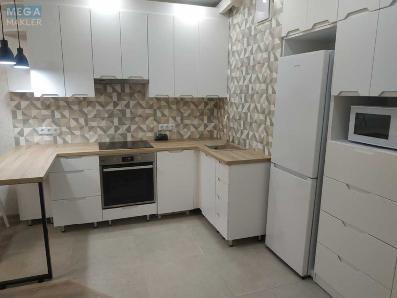 Оренда 2 кімнатної квартири, <a class="location-link" href="/kiev/" title="Недвижимость Київ">Київ</a>, <a class="location-link" href="/kiev/dneprovskij/" title="Недвижимость Дніпровський район">Дніпровський р-н</a>, Євгена Сверстюка вул., 6г (изображение 2)