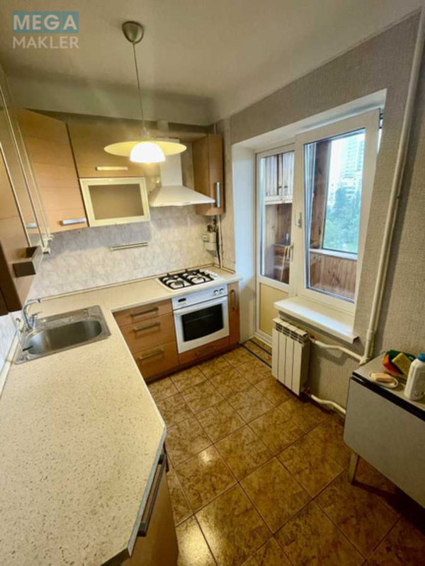 Продаж 3 кімнатної квартири (60/40/7), 7 пов. 9 пов. будинку, <a class="location-link" href="/kiev/" title="Недвижимость Київ">Київ</a>, <a class="location-link" href="/kiev/dneprovskij/" title="Недвижимость Дніпровський район">Дніпровський р-н</a>, Павла Тычины просп., 3 (изображение 2)