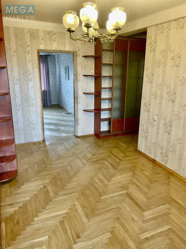 Продаж 3 кімнатної квартири (60/40/7), 7 пов. 9 пов. будинку, <a class="location-link" href="/kiev/" title="Недвижимость Київ">Київ</a>, <a class="location-link" href="/kiev/dneprovskij/" title="Недвижимость Дніпровський район">Дніпровський р-н</a>, Павла Тычины просп., 3 (изображение 6)