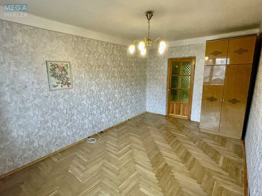 Продаж 3 кімнатної квартири (60/40/7), 7 пов. 9 пов. будинку, <a class="location-link" href="/kiev/" title="Недвижимость Київ">Київ</a>, <a class="location-link" href="/kiev/dneprovskij/" title="Недвижимость Дніпровський район">Дніпровський р-н</a>, Павла Тычины просп., 3 (изображение 9)