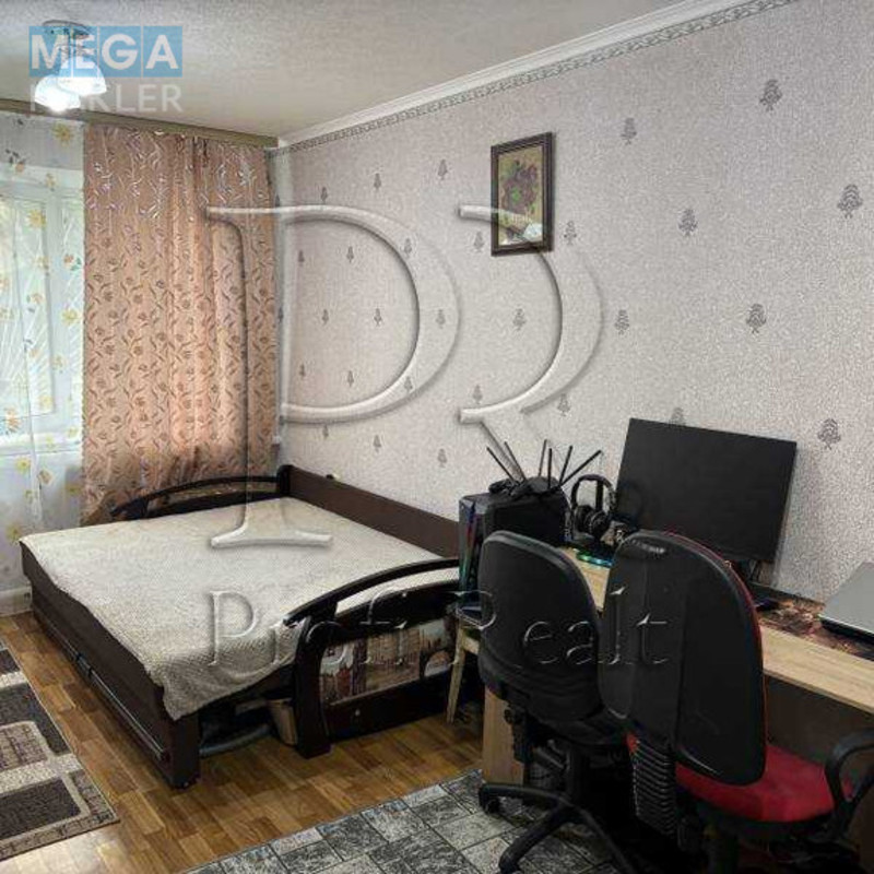 Продаж 1 кімнатної квартири (30/18/10), 1 пов. 5 пов. будинку, <a class="location-link" href="/kiev/" title="Недвижимость Київ">Київ</a>, <a class="location-link" href="/kiev/shevchenkovskij/" title="Недвижимость Шевченківський район">Шевченківський р-н</a>, Олександрівська вулиця, 12/14 (изображение 2)