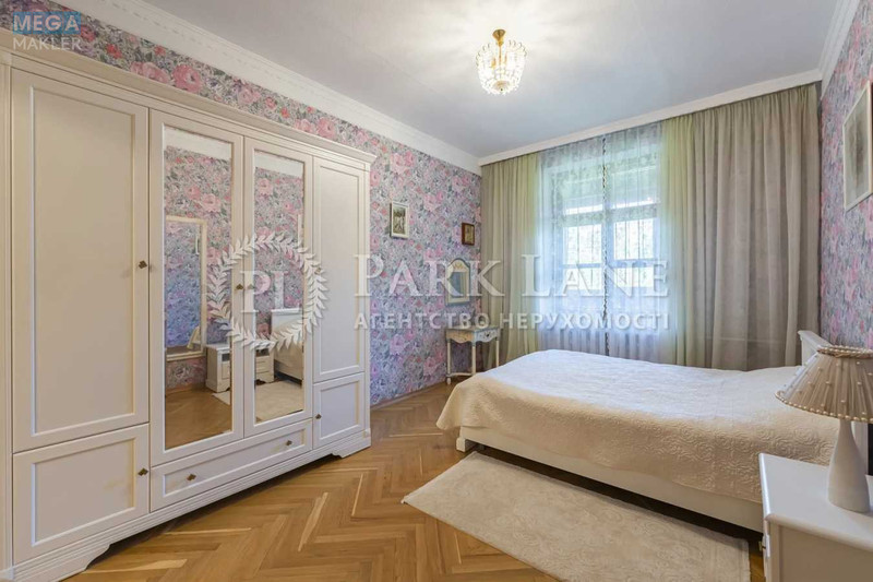 Продаж 5 кімнатної квартири (143/83/18), 4 пов. 5 пов. будинку, <a class="location-link" href="/kiev/" title="Недвижимость Київ">Київ</a>, <a class="location-link" href="/kiev/pecherskij/" title="Недвижимость Печерський район">Печерський р-н</a>, Джона Маккейна вул., 18/2 (изображение 10)
