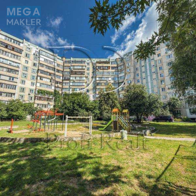 Продаж 2 кімнатної квартири (52/30/8), 9 пов. 10 пов. будинку, <a class="location-link" href="/kiev/" title="Недвижимость Київ">Київ</a>, <a class="location-link" href="/kiev/svyatoshinskij/" title="Недвижимость Святошинський район">Святошинський р-н</a>, Ірпінська вулиця, 62 (изображение 18)