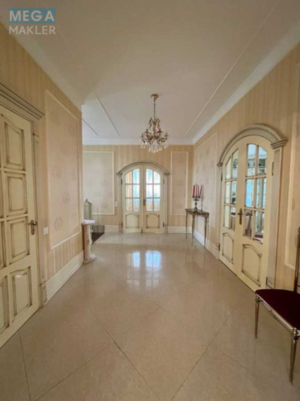 Продаж дома, 2 поверху, 220 кв.м, 4 кімнати, ділянка 15 соток, <a class="location-link" href="/rovno/" title="Недвижимость Рівне">Рівне</a>, Придорожня (изображение 5)