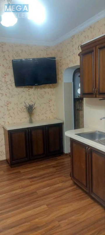 Продаж 3 кімнатної квартири (100/70/19), 4 пов. 4 пов. будинку, <a class="location-link" href="/odessa/" title="Недвижимость Одеса">Одеса</a>, <a class="location-link" href="/odessa/primorskij/" title="Недвижимость Приморський район">Приморський р-н</a>, Канатна, 28 (изображение 2)