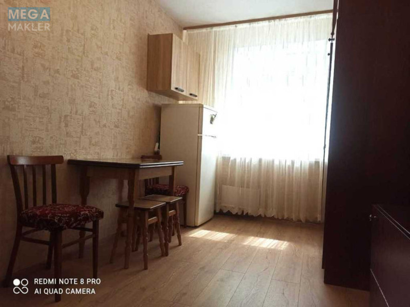 Продаж 5 кімнатної квартири (20/?/?), 11 пов. 16 пов. будинку, <a class="location-link" href="/kiev/" title="Недвижимость Київ">Київ</a>, <a class="location-link" href="/kiev/dneprovskij/" title="Недвижимость Дніпровський район">Дніпровський р-н</a>, Азербайджанская ул., 8А (изображение 4)