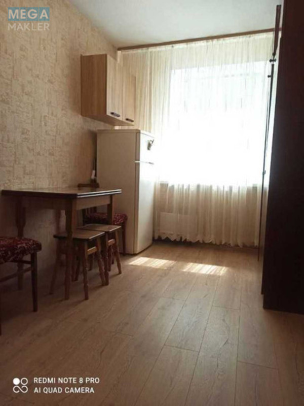 Продаж 5 кімнатної квартири (20/?/?), 11 пов. 16 пов. будинку, <a class="location-link" href="/kiev/" title="Недвижимость Київ">Київ</a>, <a class="location-link" href="/kiev/dneprovskij/" title="Недвижимость Дніпровський район">Дніпровський р-н</a>, Азербайджанская ул., 8А (изображение 5)