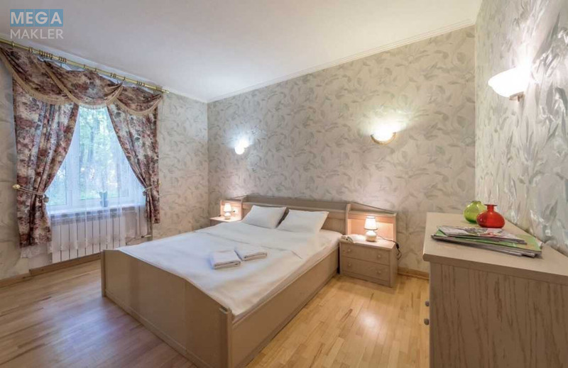 Оренда 3 кімнатної квартири, <a class="location-link" href="/kiev/" title="Недвижимость Київ">Київ</a>, <a class="location-link" href="/kiev/pecherskij/" title="Недвижимость Печерський район">Печерський р-н</a>, Кловский спуск, 15 (изображение 7)