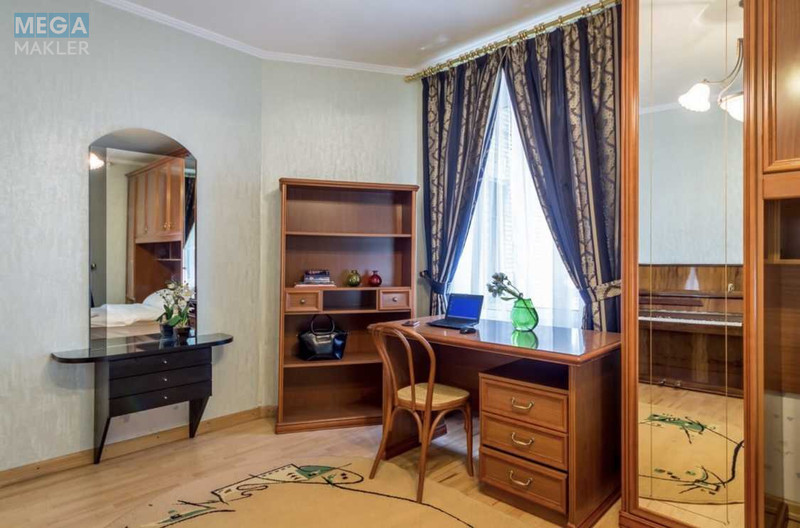 Оренда 3 кімнатної квартири, <a class="location-link" href="/kiev/" title="Недвижимость Київ">Київ</a>, <a class="location-link" href="/kiev/pecherskij/" title="Недвижимость Печерський район">Печерський р-н</a>, Кловский спуск, 15 (изображение 9)