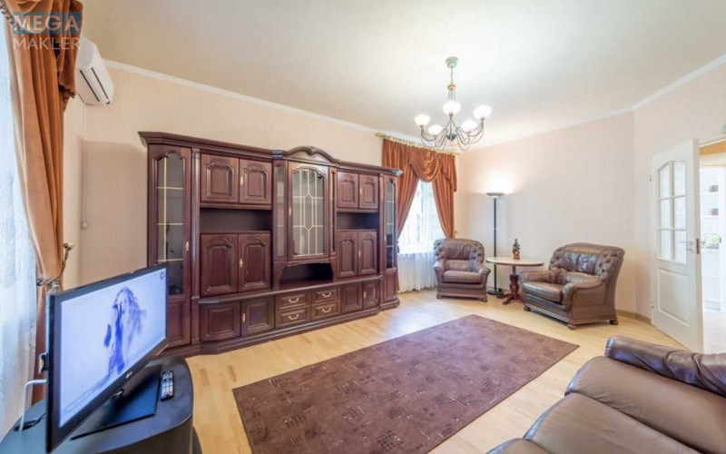 Оренда 3 кімнатної квартири, <a class="location-link" href="/kiev/" title="Недвижимость Київ">Київ</a>, <a class="location-link" href="/kiev/pecherskij/" title="Недвижимость Печерський район">Печерський р-н</a>, Кловский спуск, 15 (изображение 11)