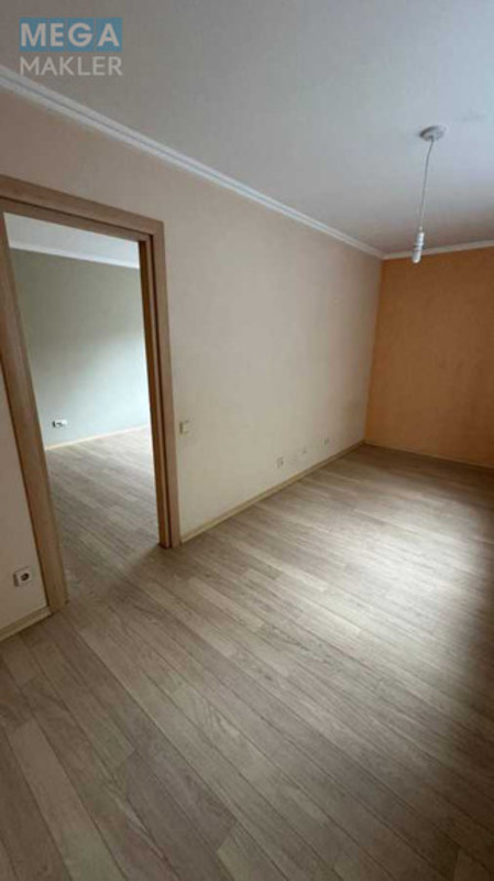 Продаж 2 кімнатної квартири (44/29/6), 2 пов. 5 пов. будинку, <a class="location-link" href="/kiev/" title="Недвижимость Київ">Київ</a>, <a class="location-link" href="/kiev/goloseevskij/" title="Недвижимость Голосіївський район">Голосіївський р-н</a>, Маричанская ул., 8 (изображение 8)