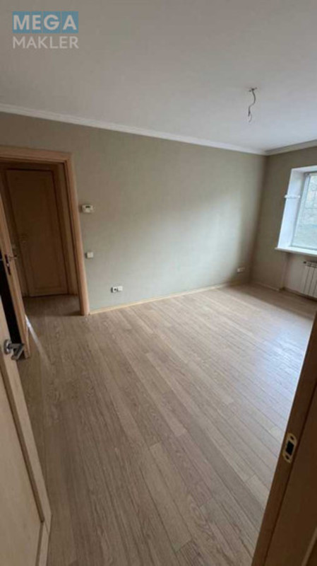 Продаж 2 кімнатної квартири (44/29/6), 2 пов. 5 пов. будинку, <a class="location-link" href="/kiev/" title="Недвижимость Київ">Київ</a>, <a class="location-link" href="/kiev/goloseevskij/" title="Недвижимость Голосіївський район">Голосіївський р-н</a>, Маричанская ул., 8 (изображение 9)
