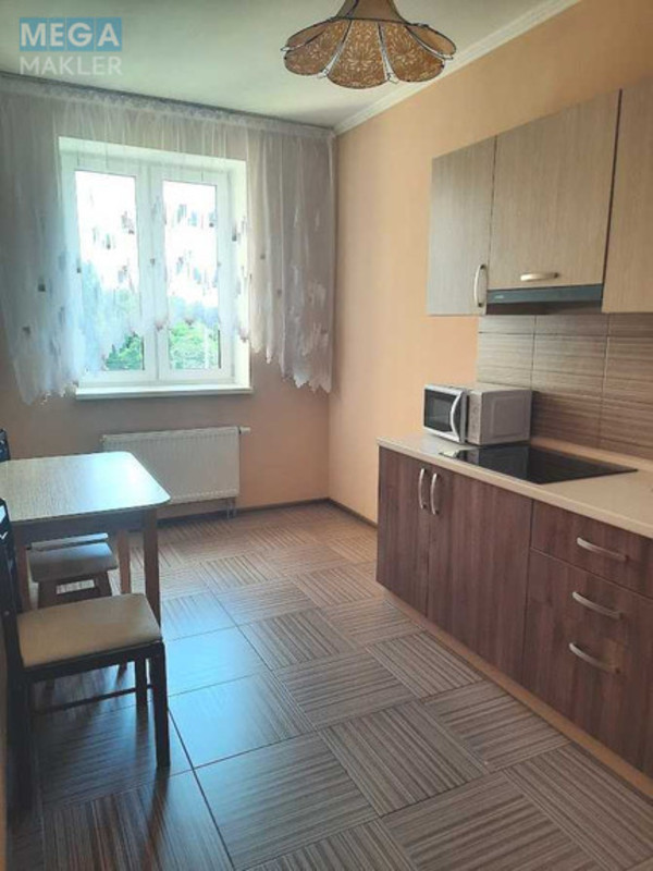 Продаж 1 кімнатної квартири (42,2/17,2/11,6), 4 пов. 9 пов. будинку, <a class="location-link" href="/kiev/" title="Недвижимость Київ">Київ</a>, <a class="location-link" href="/kiev/solomenskij/" title="Недвижимость Солом'янський район">Солом'янський р-н</a>, Любомира Гузара просп., 20А (изображение 3)