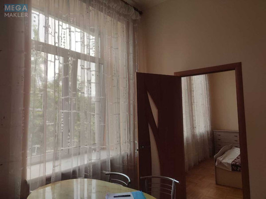 Оренда 3 кімнатної квартири, <a class="location-link" href="/kiev/" title="Недвижимость Київ">Київ</a>, <a class="location-link" href="/kiev/shevchenkovskij/" title="Недвижимость Шевченківський район">Шевченківський р-н</a>, Пушкинская ул., 39 (изображение 9)