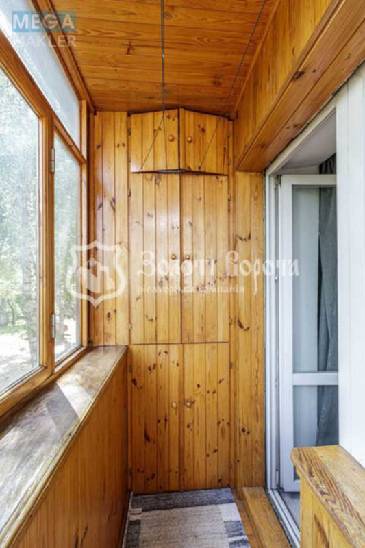 Продаж 1 кімнатної квартири (33,5/16/6,5), 2 пов. 4 пов. будинку, <a class="location-link" href="/kiev/" title="Недвижимость Київ">Київ</a>, <a class="location-link" href="/kiev/svyatoshinskij/" title="Недвижимость Святошинський район">Святошинський р-н</a>, Перемоги вул., 9 (изображение 4)