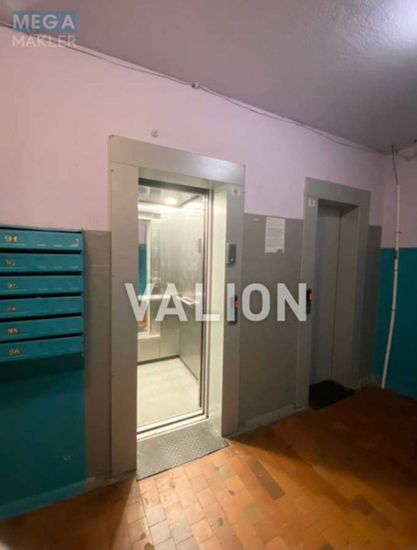 Продаж 2 кімнатної квартири (56/30/9), 8 пов. 12 пов. будинку, <a class="location-link" href="/kiev/" title="Недвижимость Київ">Київ</a>, <a class="location-link" href="/kiev/svyatoshinskij/" title="Недвижимость Святошинський район">Святошинський р-н</a>, Ірпінська вул., 2 (изображение 17)