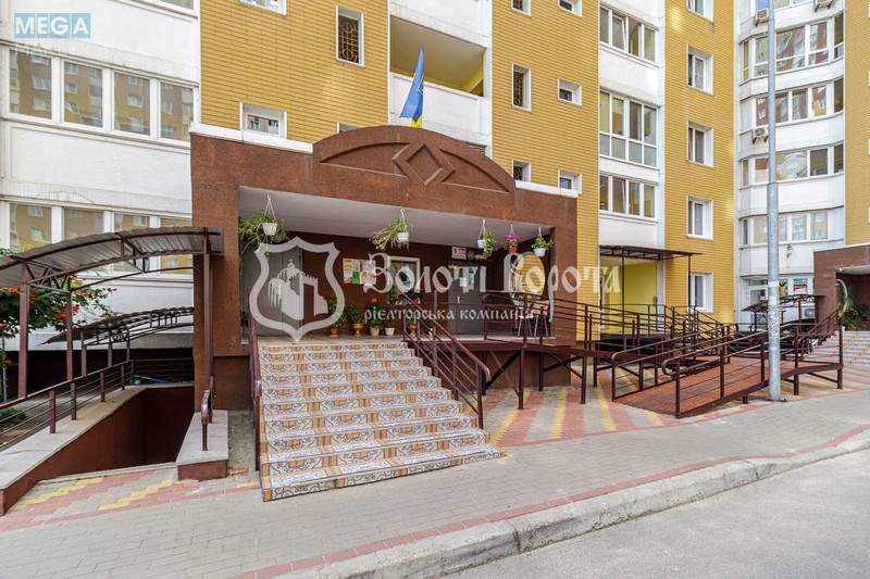 Продаж 2 кімнатної квартири (74,8/35,9/11,6), 15 пов. 25 пов. будинку, <a class="location-link" href="/kiev/" title="Недвижимость Київ">Київ</a>, <a class="location-link" href="/kiev/podolskij/" title="Недвижимость Подільський район">Подільський р-н</a>, Сергея Данченко вул., 1 (изображение 20)