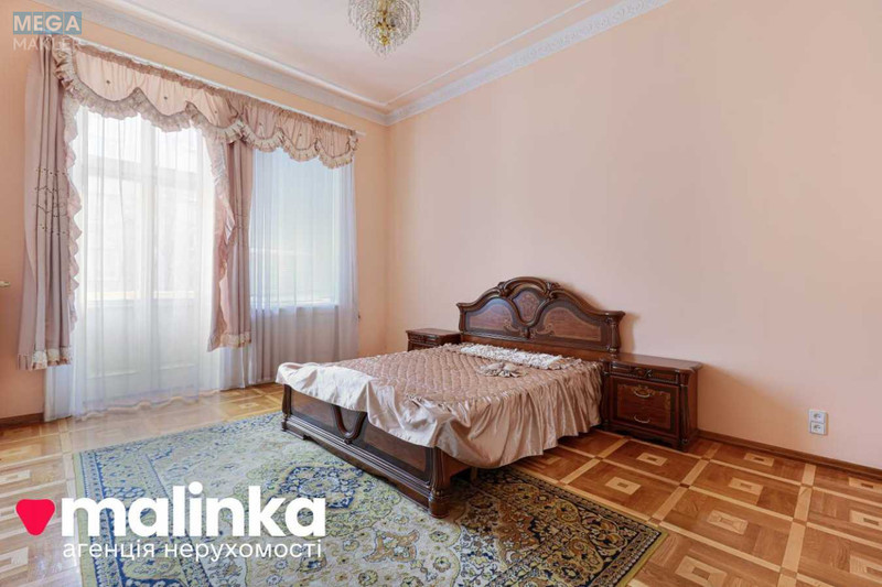 Продаж 3 кімнатної квартири (163/82/21), 2 пов. 3 пов. будинку, <a class="location-link" href="/lviv/" title="Недвижимость Львів">Львів</a>, <a class="location-link" href="/lviv/frankovskij/" title="Недвижимость Франківський район">Франківський р-н</a>, Героїв Майдану, 8 (изображение 3)