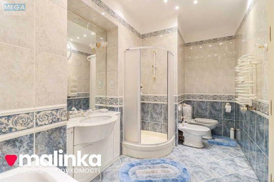 Продаж 3 кімнатної квартири (163/82/21), 2 пов. 3 пов. будинку, <a class="location-link" href="/lviv/" title="Недвижимость Львів">Львів</a>, <a class="location-link" href="/lviv/frankovskij/" title="Недвижимость Франківський район">Франківський р-н</a>, Героїв Майдану, 8 (изображение 9)