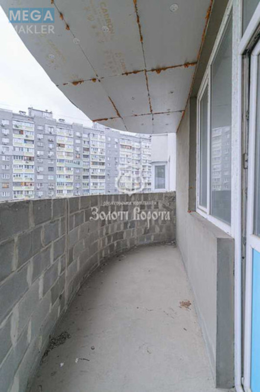 Продаж 2 кімнатної квартири (65/33/15), 7 пов. 16 пов. будинку, <a class="location-link" href="/kiev/" title="Недвижимость Київ">Київ</a>, <a class="location-link" href="/kiev/dneprovskij/" title="Недвижимость Дніпровський район">Дніпровський р-н</a>, Харківське шосе, 15а (изображение 19)