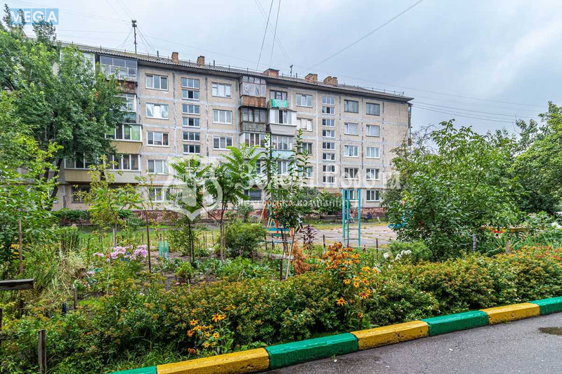 Продаж 2 кімнатної квартири (49/30/7), 4 пов. 5 пов. будинку, <a class="location-link" href="/kiev/" title="Недвижимость Київ">Київ</a>, <a class="location-link" href="/kiev/dneprovskij/" title="Недвижимость Дніпровський район">Дніпровський р-н</a>, Курнатовського вул., 22 (изображение 17)