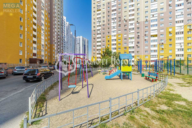 Продаж 2 кімнатної квартири (61/27/14), 24 пов. 25 пов. будинку, <a class="location-link" href="/kiev/" title="Недвижимость Київ">Київ</a>, <a class="location-link" href="/kiev/desnyanskij/" title="Недвижимость Деснянський район">Деснянський р-н</a>, Миколи Закревського вул., 95в (изображение 17)