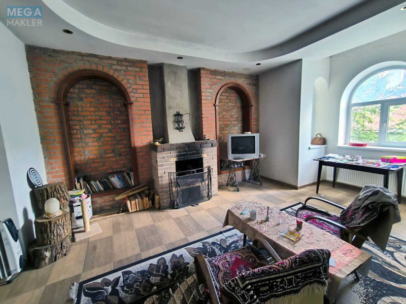 Продаж дома, 2 поверху, 350 кв.м, 6 кімнат, ділянка 8 соток, <a class="location-link" href="/nikolaevka-selo-kv-makarovskij-rajon/" title="Недвижимость Миколаївка">Миколаївка</a>, миколаївська (изображение 6)
