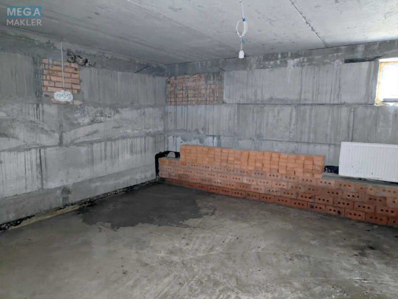 Продаж дома, 2 поверху, 350 кв.м, 6 кімнат, ділянка 8 соток, <a class="location-link" href="/nikolaevka-selo-kv-makarovskij-rajon/" title="Недвижимость Миколаївка">Миколаївка</a>, миколаївська (изображение 18)