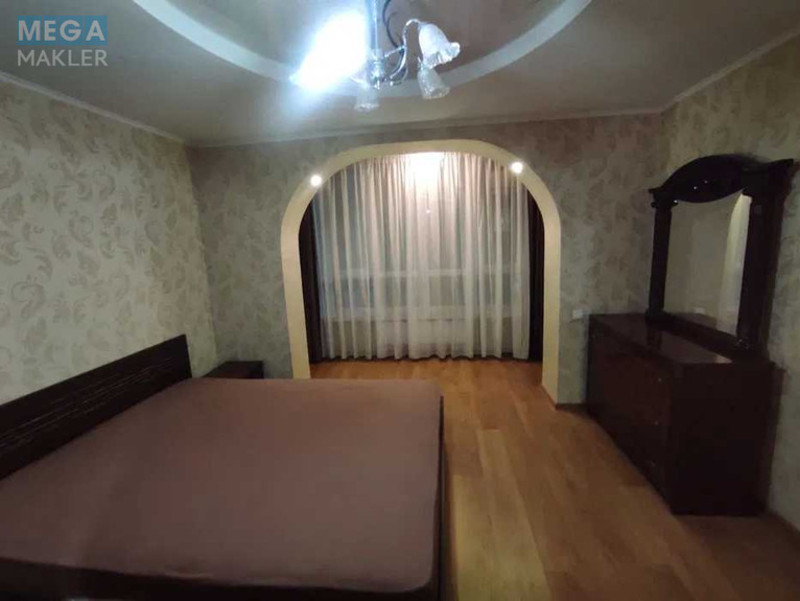 Оренда 2 кімнатної квартири, <a class="location-link" href="/petropavlovskaya-borshagovka/" title="Недвижимость Петропавлівська Борщагівка">Петропавлівська Борщагівка</a>, миру, 11 (изображение 3)
