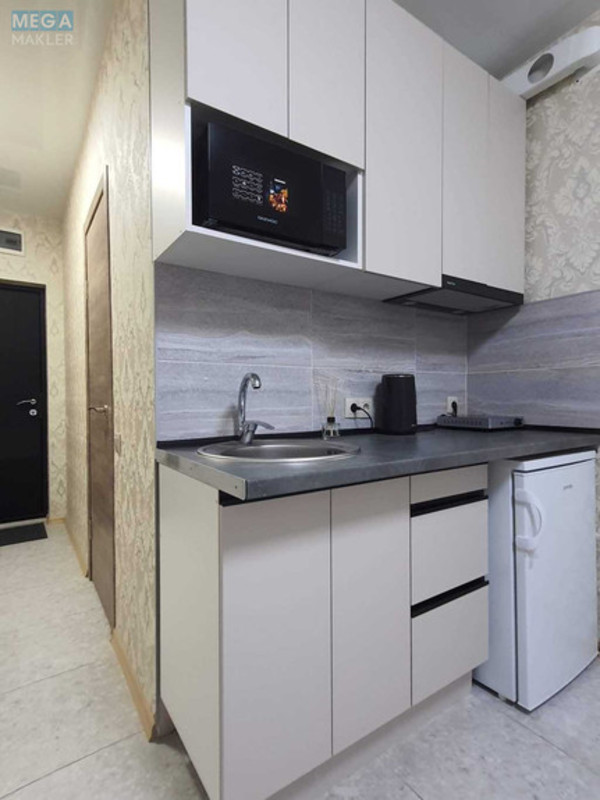 Оренда 1 кімнатної квартири, <a class="location-link" href="/mizikevicha/" title="Недвижимость Мізікевича">Мізікевича</a>, полковника Гуляева, 111 (изображение 9)