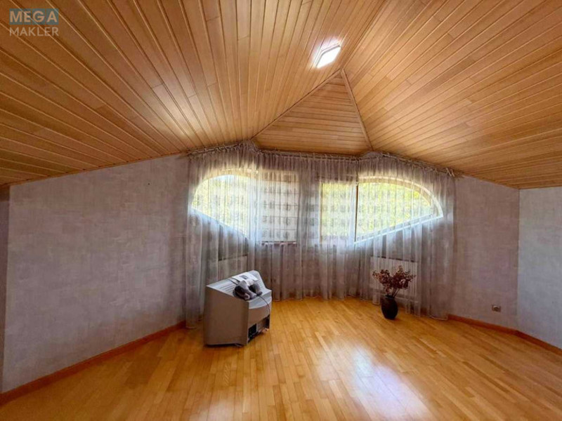 Продаж дома, 2&nbsp;поверху, 330&nbsp;кв.м, 5&nbsp;кімнат, ділянка 24&nbsp;сотки, <a class="location-link" href="/dneprodzerzhinsk/" title="Недвижимость Кам'янське">Каменское</a>, Днепростроевская (изображение 10)