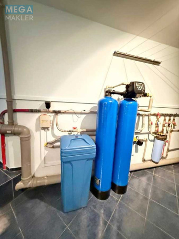 Продаж дома, 2&nbsp;поверху, 330&nbsp;кв.м, 5&nbsp;кімнат, ділянка 24&nbsp;сотки, <a class="location-link" href="/dneprodzerzhinsk/" title="Недвижимость Кам'янське">Каменское</a>, Днепростроевская (изображение 19)