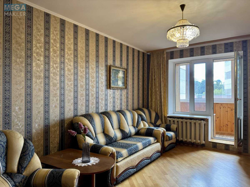 Оренда 3 кімнатної квартири, <a class="location-link" href="/kiev/" title="Недвижимость Київ">Київ</a>, <a class="location-link" href="/kiev/svyatoshinskij/" title="Недвижимость Святошинський район">Святошинський р-н</a>, Николая Краснова ул., 17 (изображение 7)