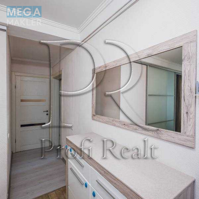 Продаж 2 кімнатної квартири (46/30/8), 1 пов. 5 пов. будинку, <a class="location-link" href="/kiev/" title="Недвижимость Київ">Київ</a>, <a class="location-link" href="/kiev/svyatoshinskij/" title="Недвижимость Святошинський район">Святошинський р-н</a>, Академика Туполева, 22Б (изображение 10)