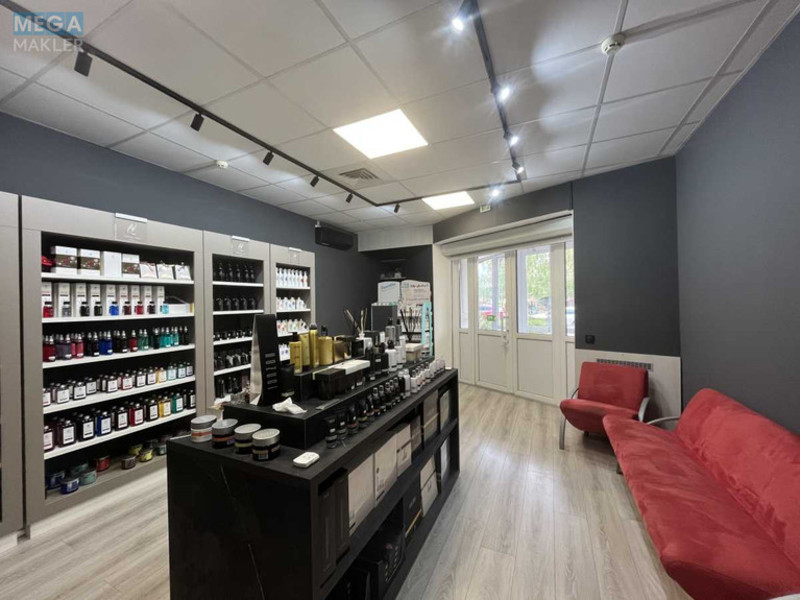 Продаж комерційної нерухомості, 162,20 кв.м, <a class="location-link" href="/kiev/" title="Недвижимость Київ">Київ</a>, <a class="location-link" href="/kiev/obolonskij/" title="Недвижимость Оболонський район">Оболонський р-н</a>, Героїв Сталінграду просп., 10А (изображение 3)