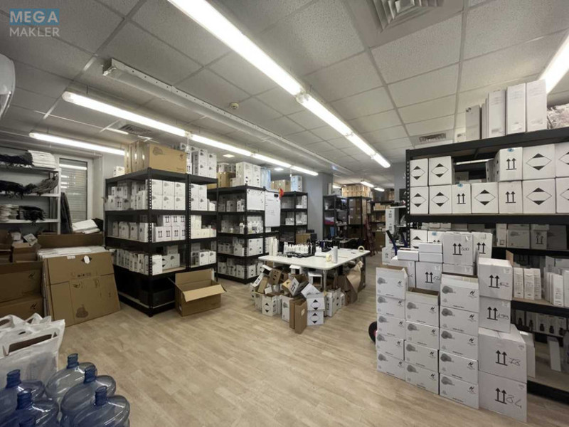 Продаж комерційної нерухомості, 162,20 кв.м, <a class="location-link" href="/kiev/" title="Недвижимость Київ">Київ</a>, <a class="location-link" href="/kiev/obolonskij/" title="Недвижимость Оболонський район">Оболонський р-н</a>, Героїв Сталінграду просп., 10А (изображение 9)