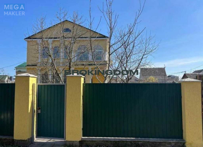 Продаж дома, 2 поверху, 141 кв.м, 3 кімнати, ділянка 6 соток, <a class="location-link" href="/bogdanovka-selo-kv-brovarskij-rajon/" title="Недвижимость Богданівка">Богданівка</a>, озерна ул., 43 (изображение 2)