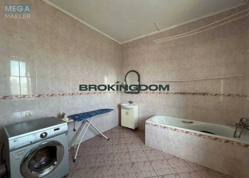 Продаж дома, 2 поверху, 141 кв.м, 3 кімнати, ділянка 6 соток, <a class="location-link" href="/bogdanovka-selo-kv-brovarskij-rajon/" title="Недвижимость Богданівка">Богданівка</a>, озерна ул., 43 (изображение 15)