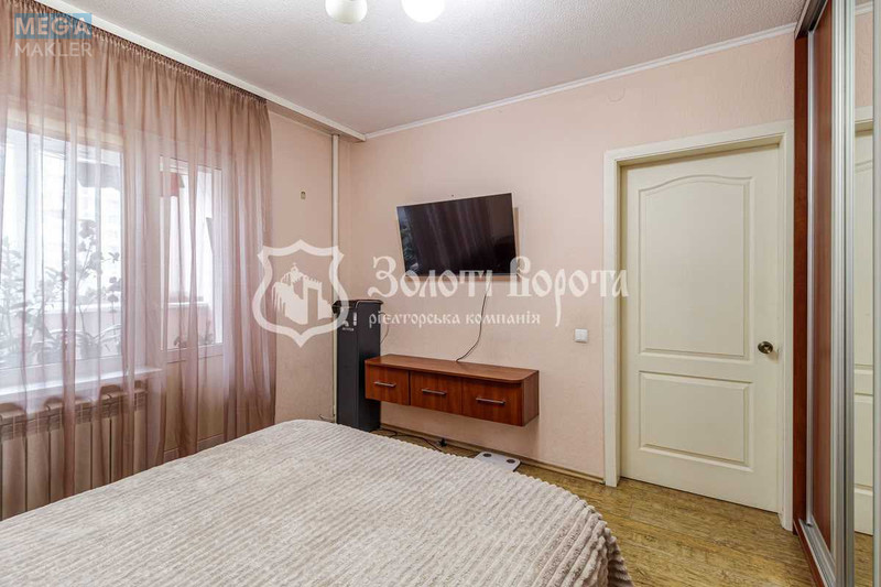 Продаж 2 кімнатної квартири (60/29/8,5), 6 пов. 16 пов. будинку, <a class="location-link" href="/kiev/" title="Недвижимость Київ">Київ</a>, <a class="location-link" href="/kiev/darnickij/" title="Недвижимость Дарницький район">Дарницький р-н</a>, Ревуцького вул., 44б (изображение 3)