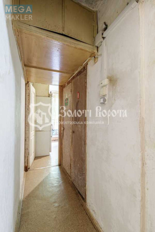 Продаж 3 кімнатної квартири (33/?/?), 1 пов. 9 пов. будинку, <a class="location-link" href="/kiev/" title="Недвижимость Київ">Київ</a>, <a class="location-link" href="/kiev/solomenskij/" title="Недвижимость Солом'янський район">Солом'янський р-н</a>, Металістів пров., 1 (изображение 12)