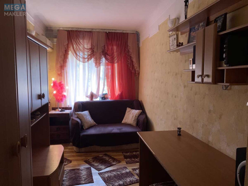 Продаж 2 кімнатної квартири (41,9/26,7/5,5), 3 пов. 3 пов. будинку, <a class="location-link" href="/kiev/" title="Недвижимость Київ">Київ</a>, <a class="location-link" href="/kiev/svyatoshinskij/" title="Недвижимость Святошинський район">Святошинський р-н</a>, Верховинная ул., 8 (изображение 3)