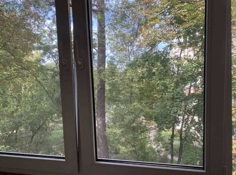 Продаж 2 кімнатної квартири (41,9/26,7/5,5), 3 пов. 3 пов. будинку, <a class="location-link" href="/kiev/" title="Недвижимость Київ">Київ</a>, <a class="location-link" href="/kiev/svyatoshinskij/" title="Недвижимость Святошинський район">Святошинський р-н</a>, Верховинная ул., 8 (изображение 9)